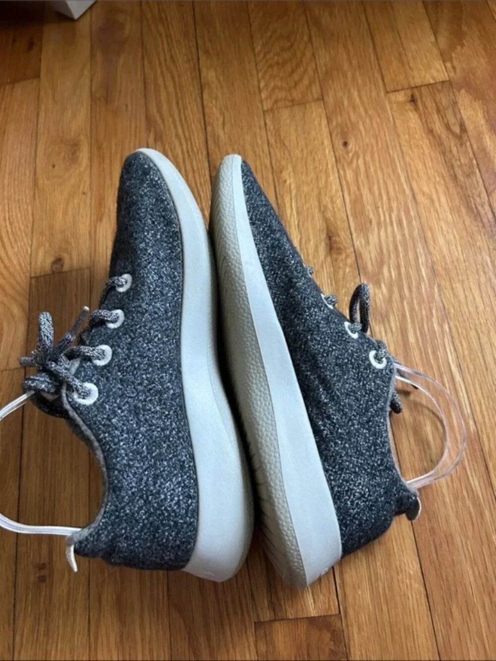 Allbirds Wool Runners Gray Sneakers Women’s Size 11 Cozy Minimalist Comfort